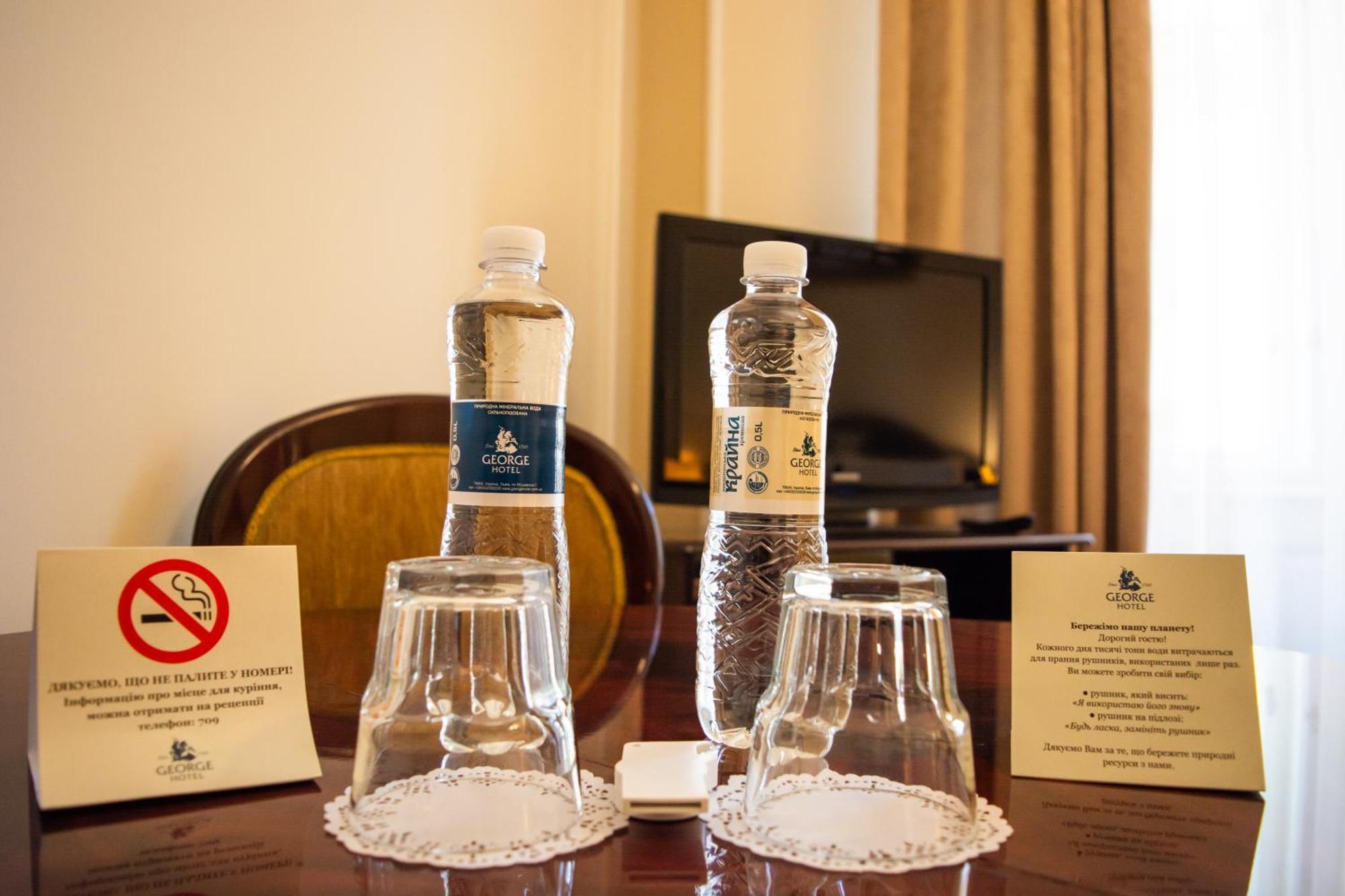 George Hotel Lviv Ngoại thất bức ảnh