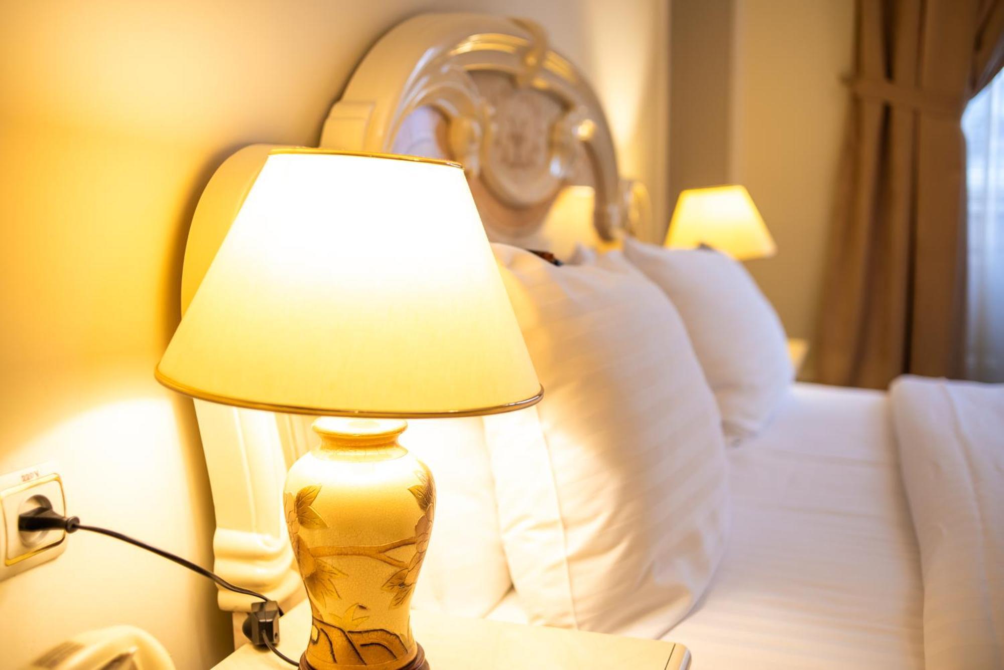 George Hotel Lviv Ngoại thất bức ảnh