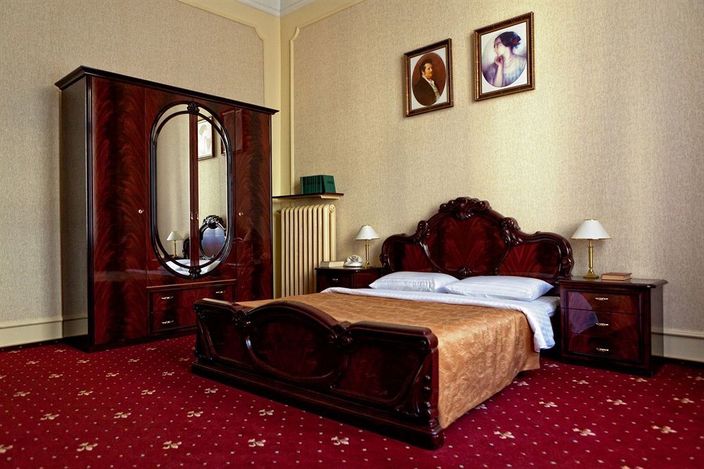 George Hotel Lviv Ngoại thất bức ảnh