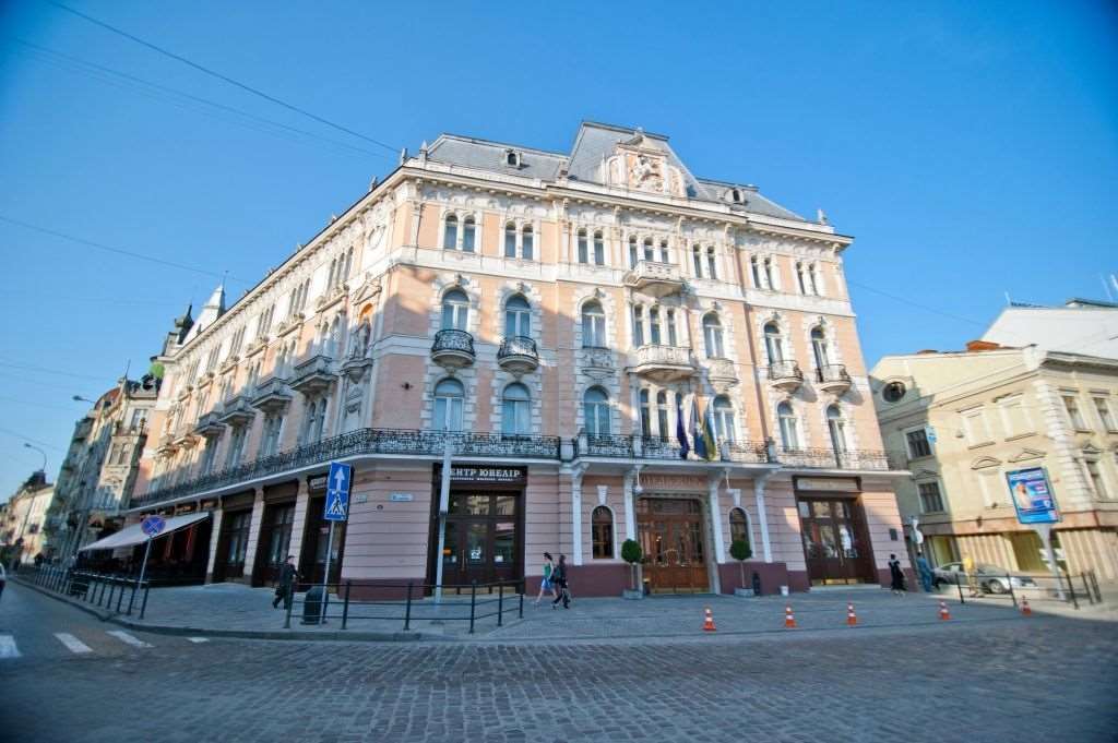 George Hotel Lviv Ngoại thất bức ảnh