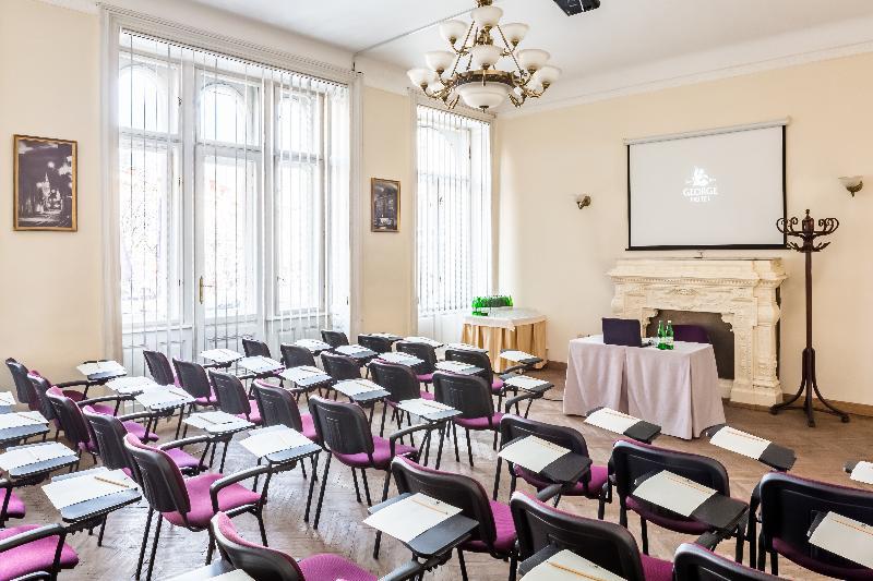 George Hotel Lviv Ngoại thất bức ảnh