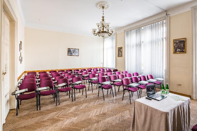 George Hotel Lviv Ngoại thất bức ảnh